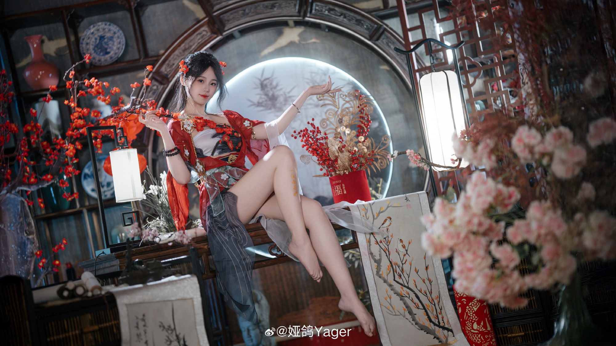 DG视讯官网平台新年戒色别搞👍永劫主持娅鸽晒照：一片雪白摄人心魄🥵