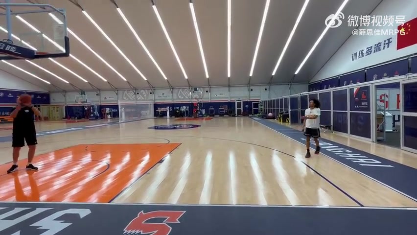 DB视讯官方登录入口薛思佳：朱正今天落地上海&接受一队教练组考核 23号参加国青集训