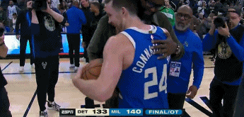 DB电子官网收官战贡献生涯新高!康诺顿29中16&狂砍43分11板5助&加时10分